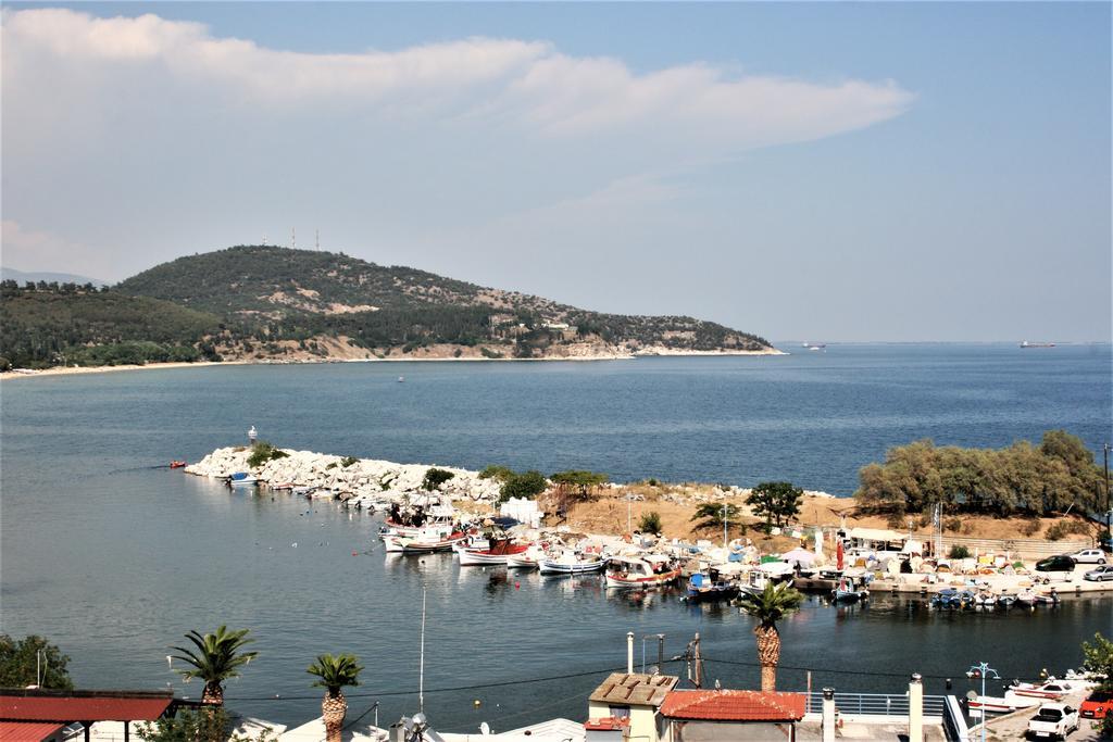 Port View Suites Kavala Extérieur photo