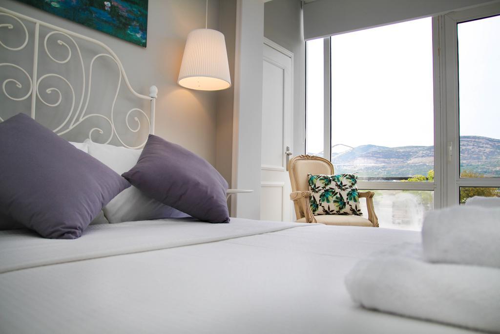 Port View Suites Kavala Extérieur photo