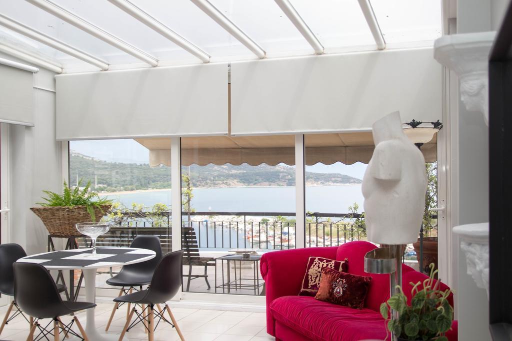 Port View Suites Kavala Extérieur photo