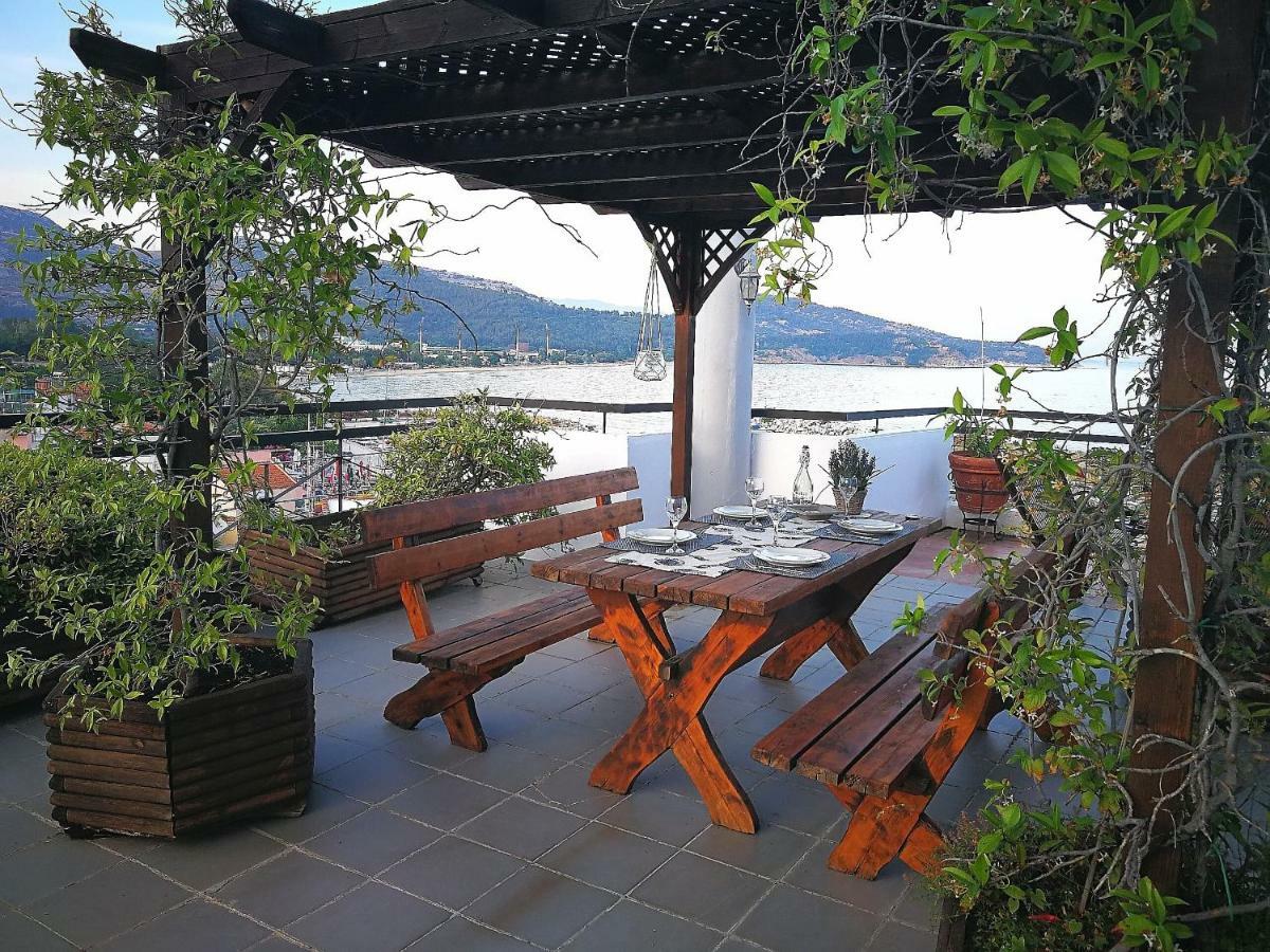Port View Suites Kavala Extérieur photo